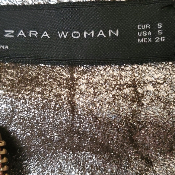 Leather jacket - Picture 2 of 4